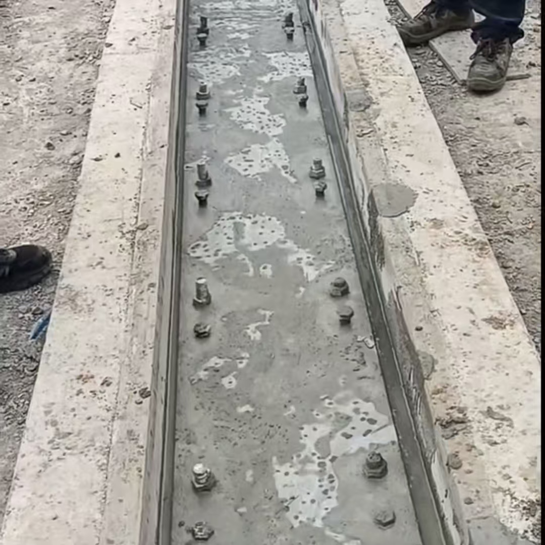 丹东环氧树脂轨道胶泥是什么？用在哪里？